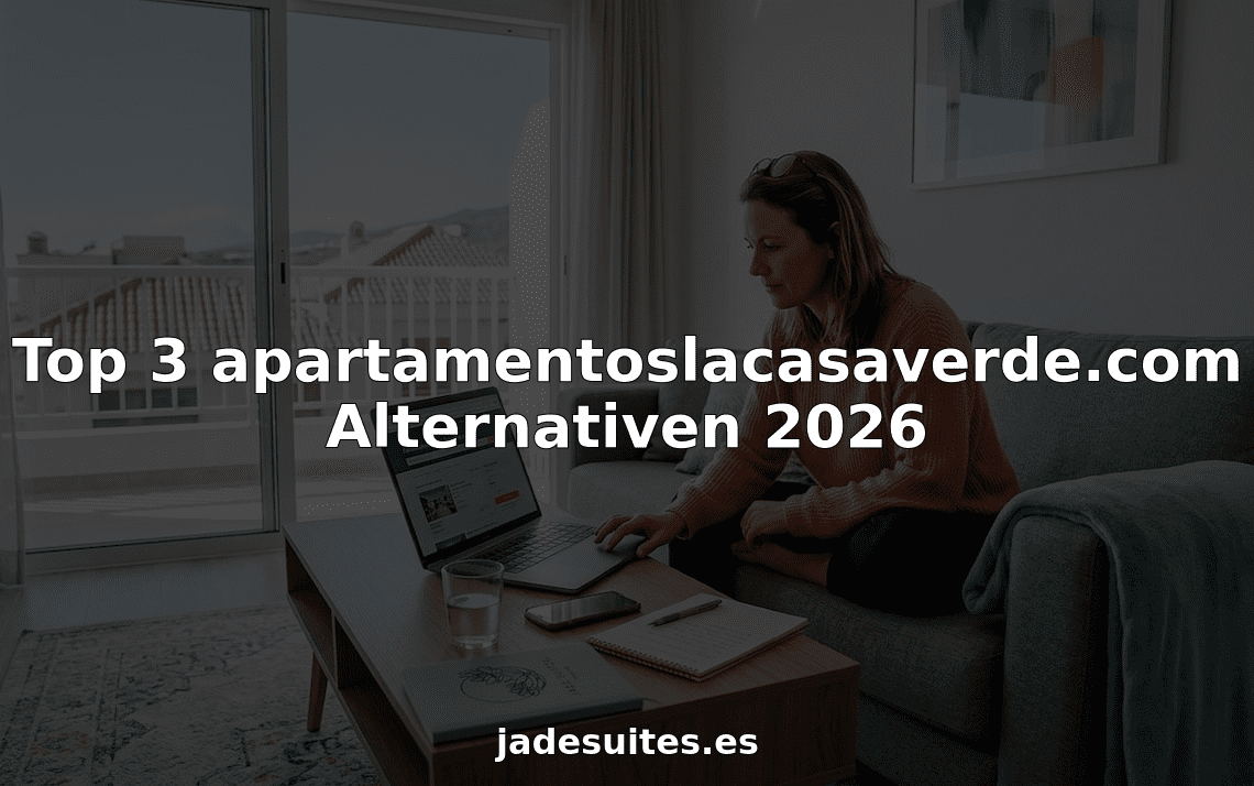 In ihrem gemütlichen Wohnzimmer stöbert eine Frau auf dem Laptop nach passenden Ferienwohnungen für den nächsten Urlaub.